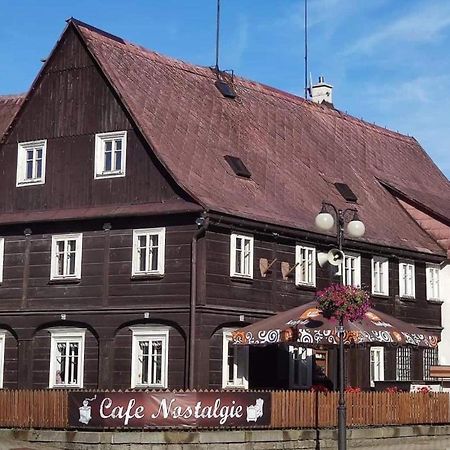 Cafe Nostalgie Dvouluzkovy Romanticky Pokoj Krásná Lípa Kültér fotó